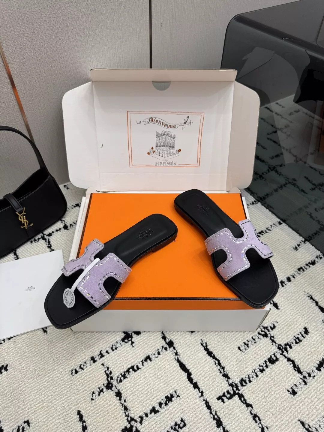 에르메스 켈리 버클 패턴 패브릭 포인티드 슬리퍼 상세 이미지 3