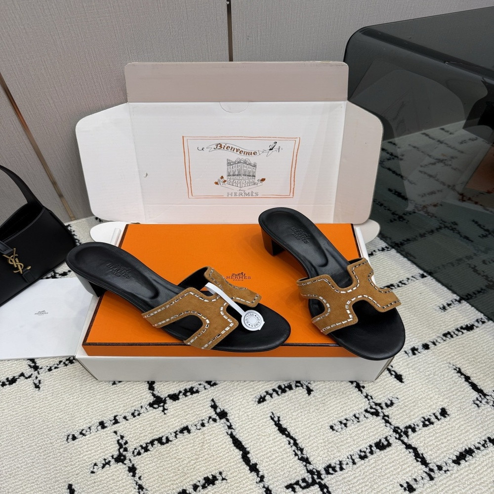 에르메스 켈리 버클 패턴 양가죽 슬리퍼