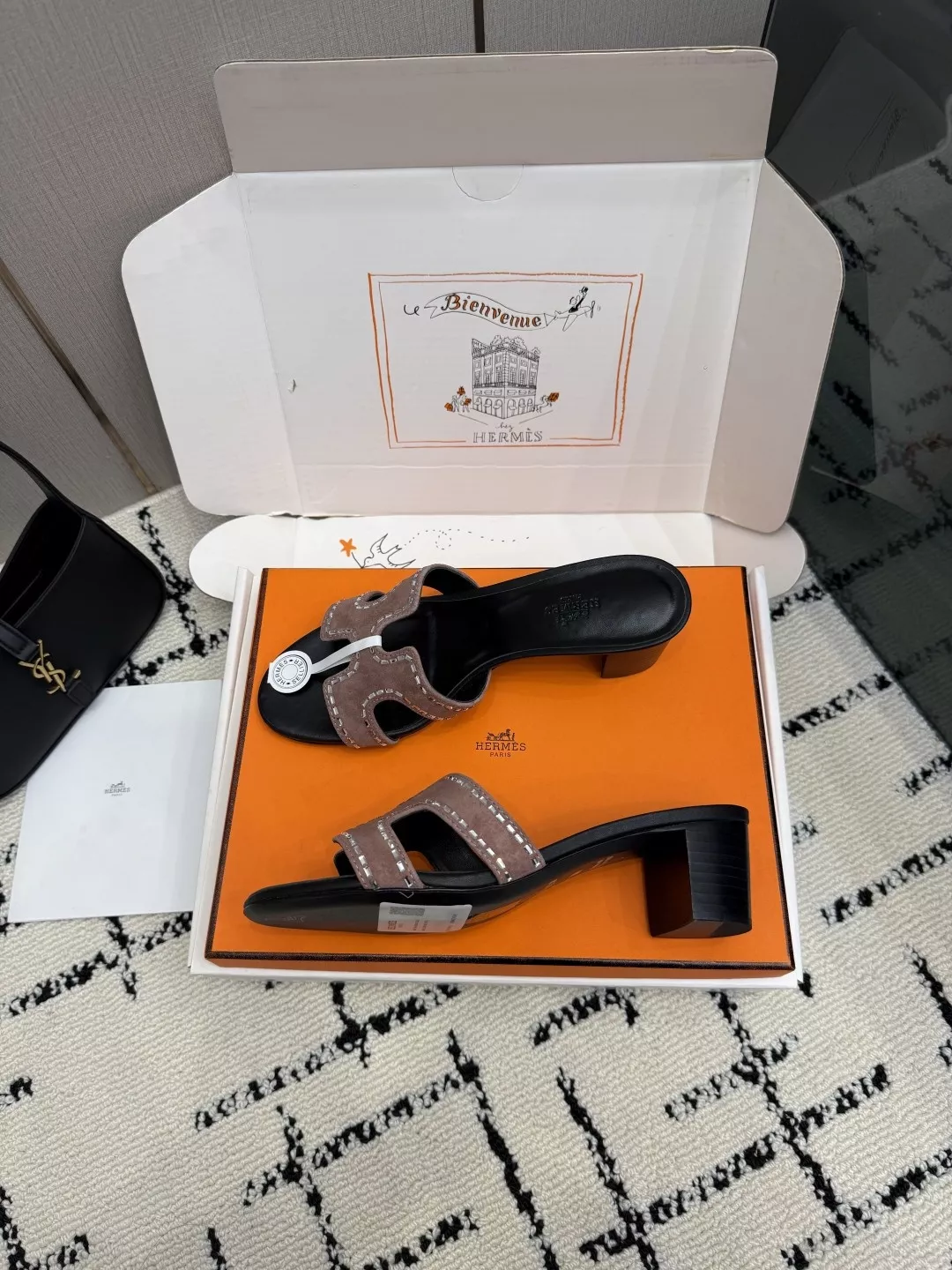 에르메스 켈리 버클 포인티드 패턴 슬리퍼 상세 이미지 5