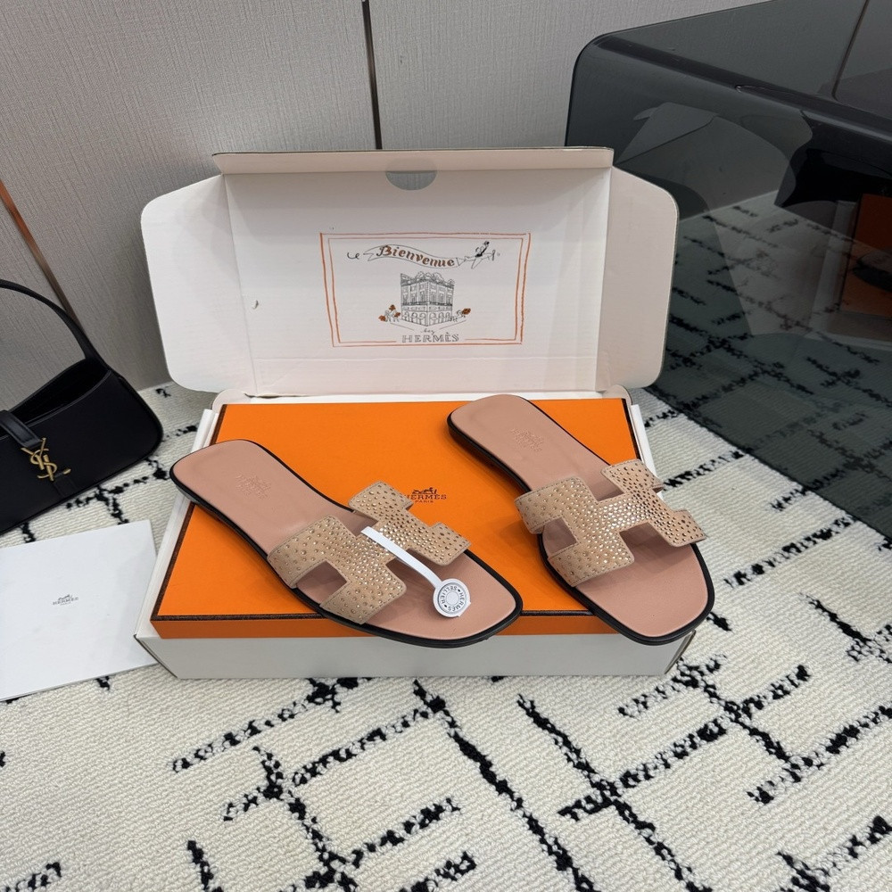 에르메스 켈리 버클 패턴 패브릭 포인티드토 슬리퍼