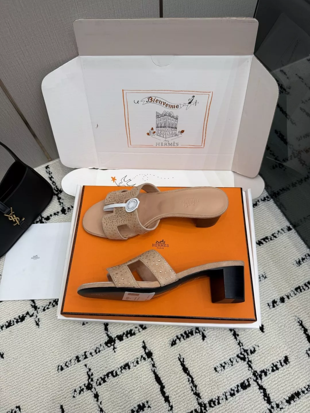 에르메스 켈리 버클 포인티드 패턴 슬리퍼 상세 이미지 4