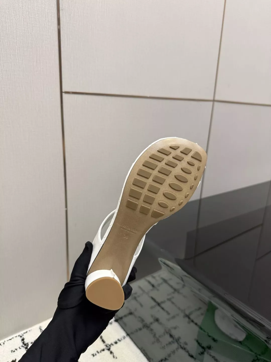 보테가베네타 리비아 핸드우븐 플랫 쪼리 샌들 상세 이미지 9