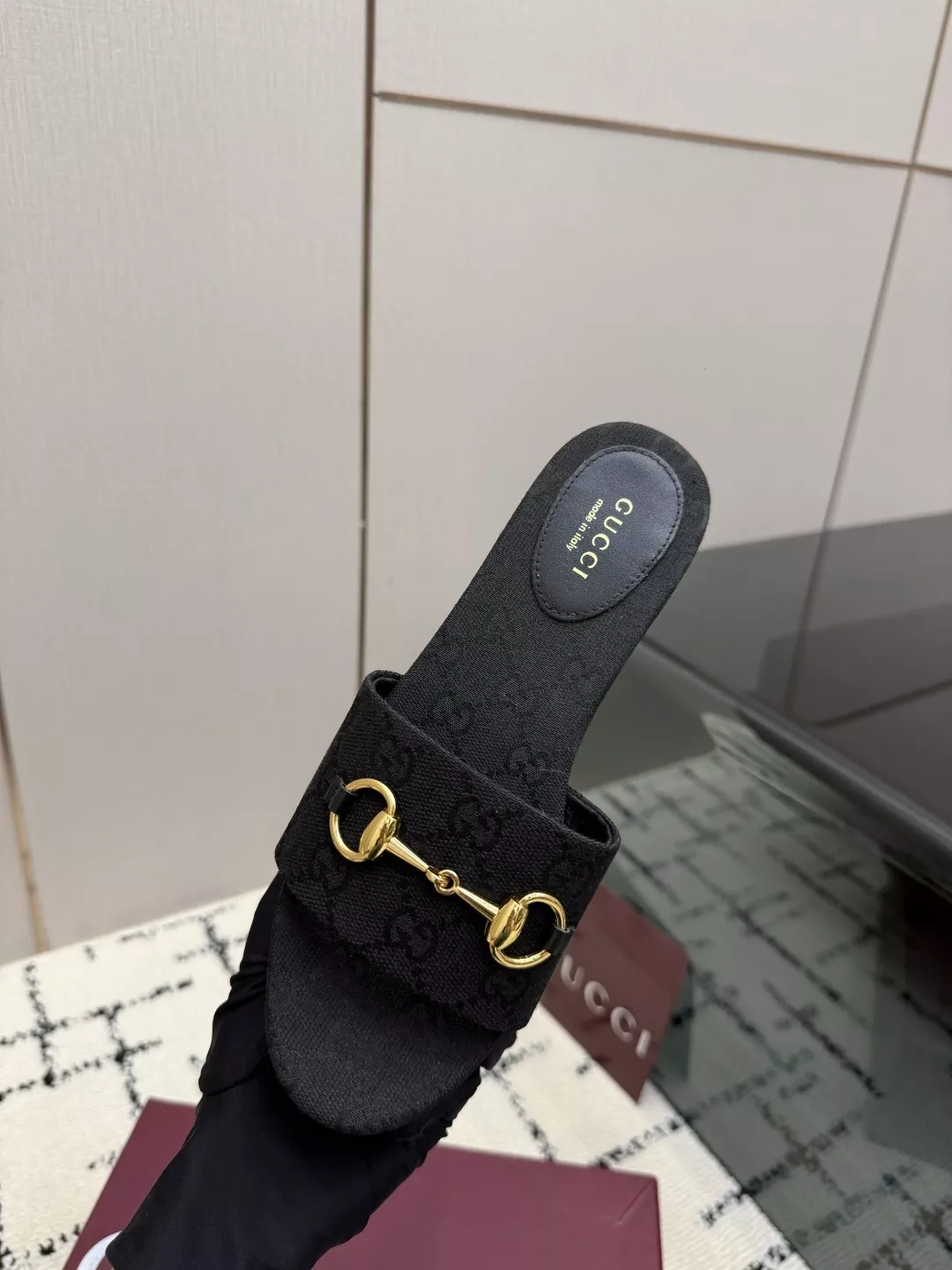 구찌 홀스빗 플랫폼 카프스킨 슬리퍼 상세 이미지 8