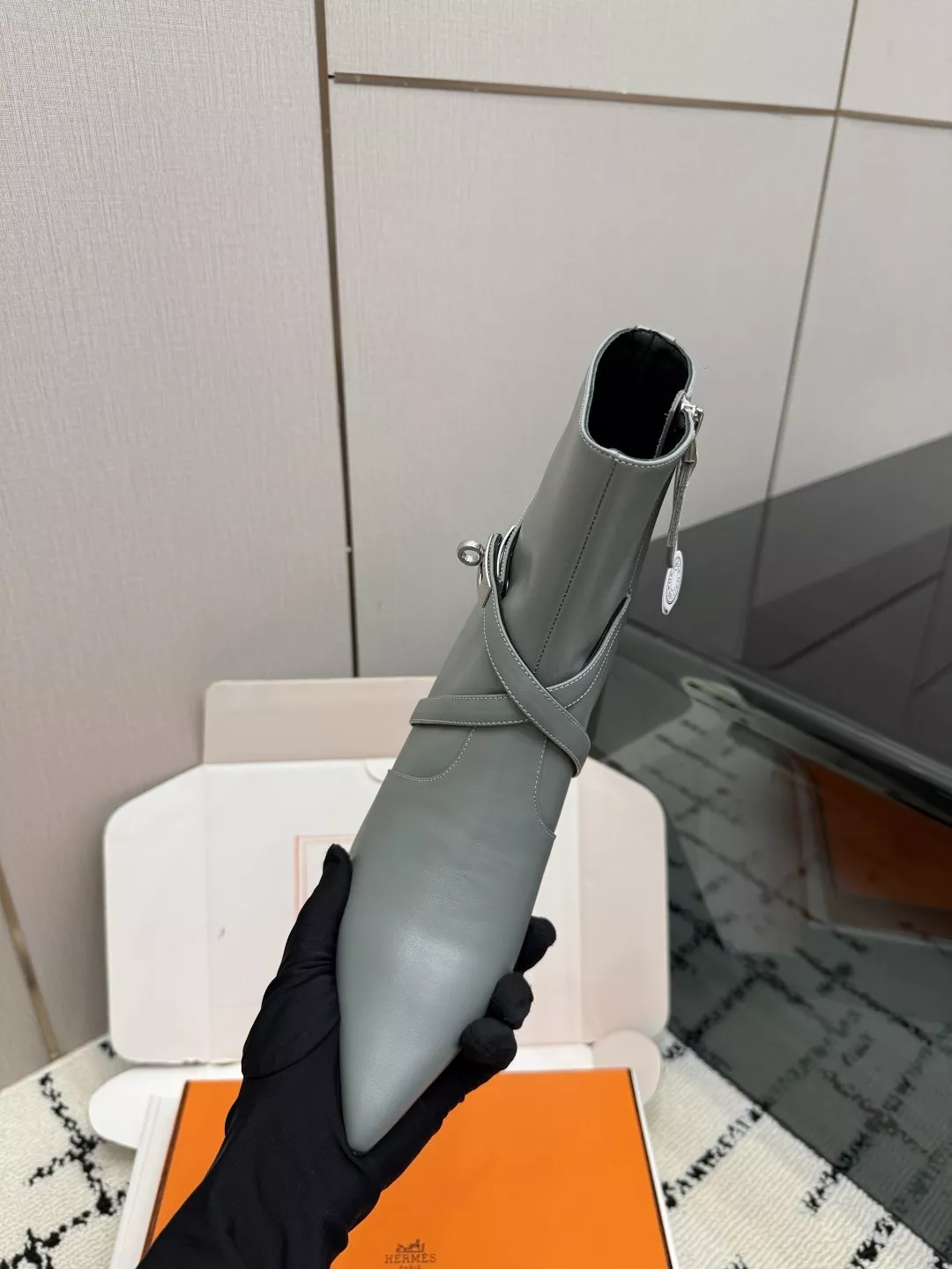 에르메스 켈리 버클 포인티드토 캣힐 앵클 부츠 상세 이미지 8