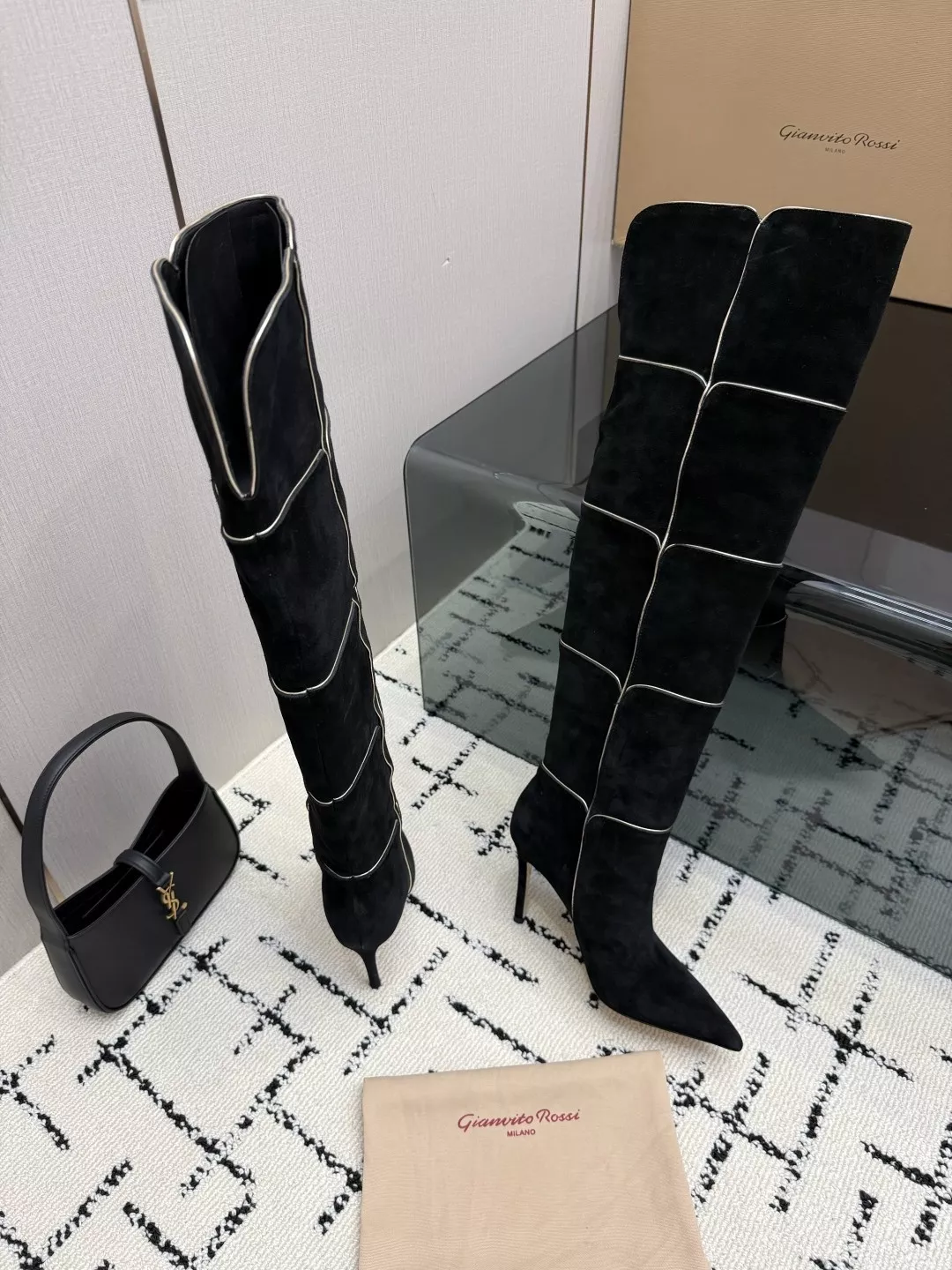 지안비토로시 스웨이드 폴디드 포인티드 니하이 롱 부츠 상세 이미지 3