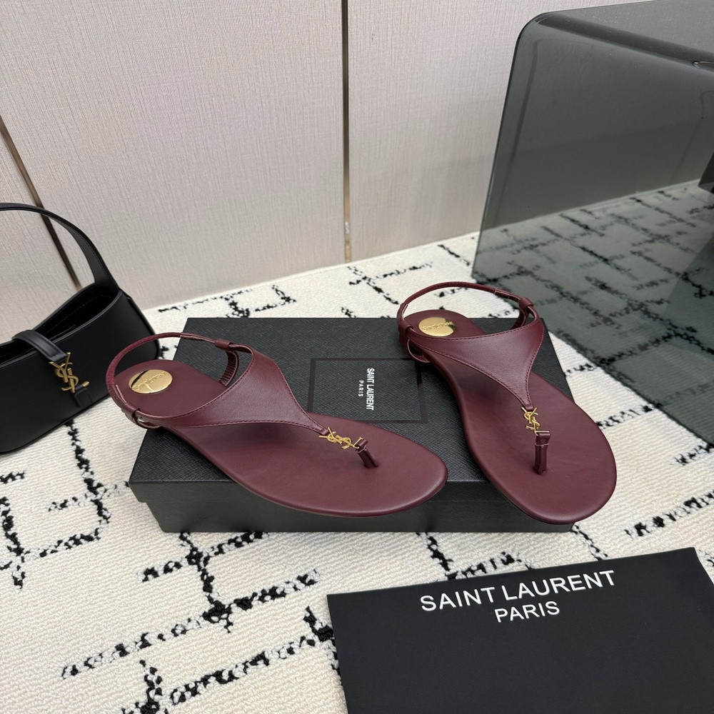 입생로랑 YSL 버클 양가죽 플랫 쪼리 슬리퍼