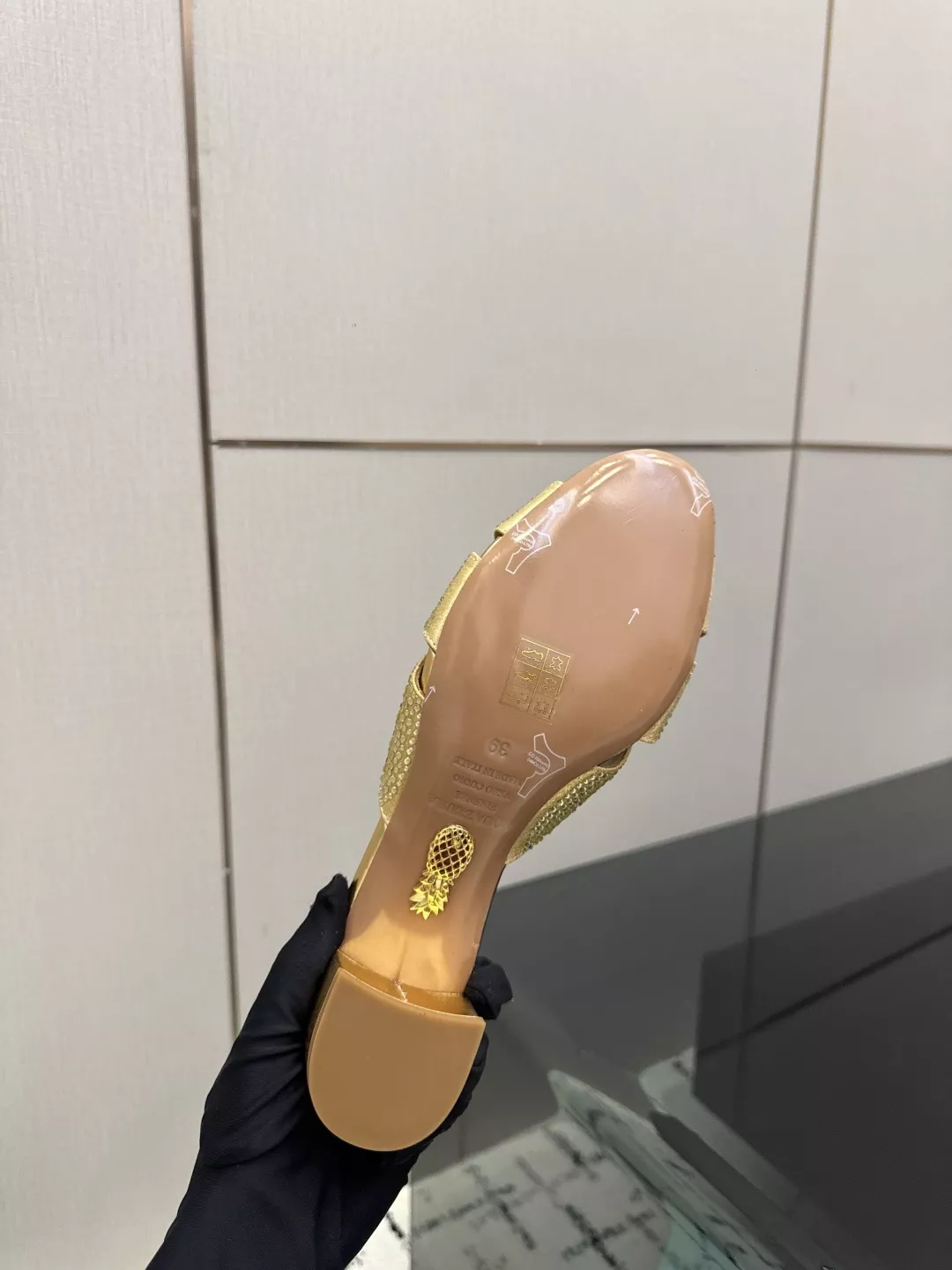 아쿠아주라 크리스탈 스트랩 5cm 토오픈 뮬 상세 이미지 9