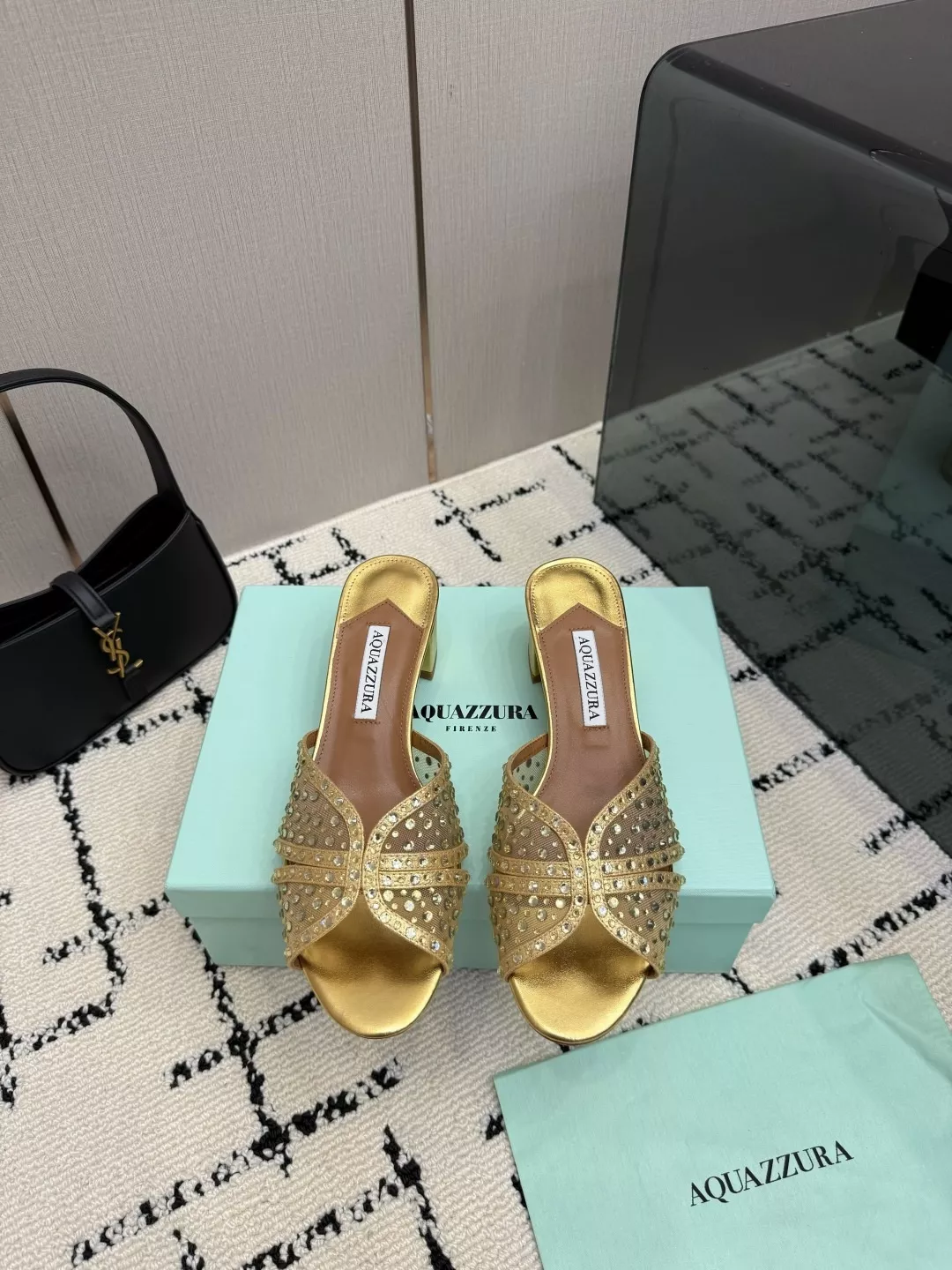 아쿠아주라 스와로브스키 큐빅 스트랩 5cm 힐 샌들 상세 이미지 1