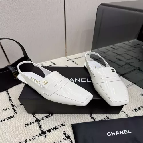 샤넬 더블 C 스퀘어토 페이턴트 로퍼 슬링백