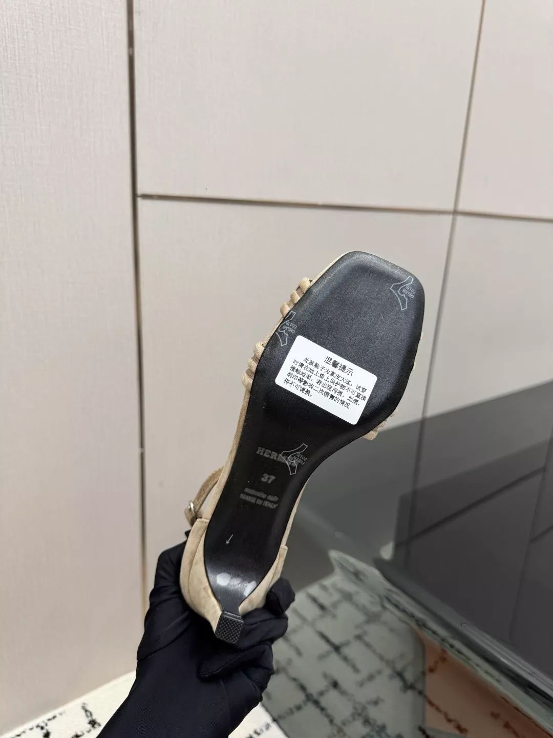 에르메스 로고 버클 스트랩 토오픈 힐 샌들 상세 이미지 9