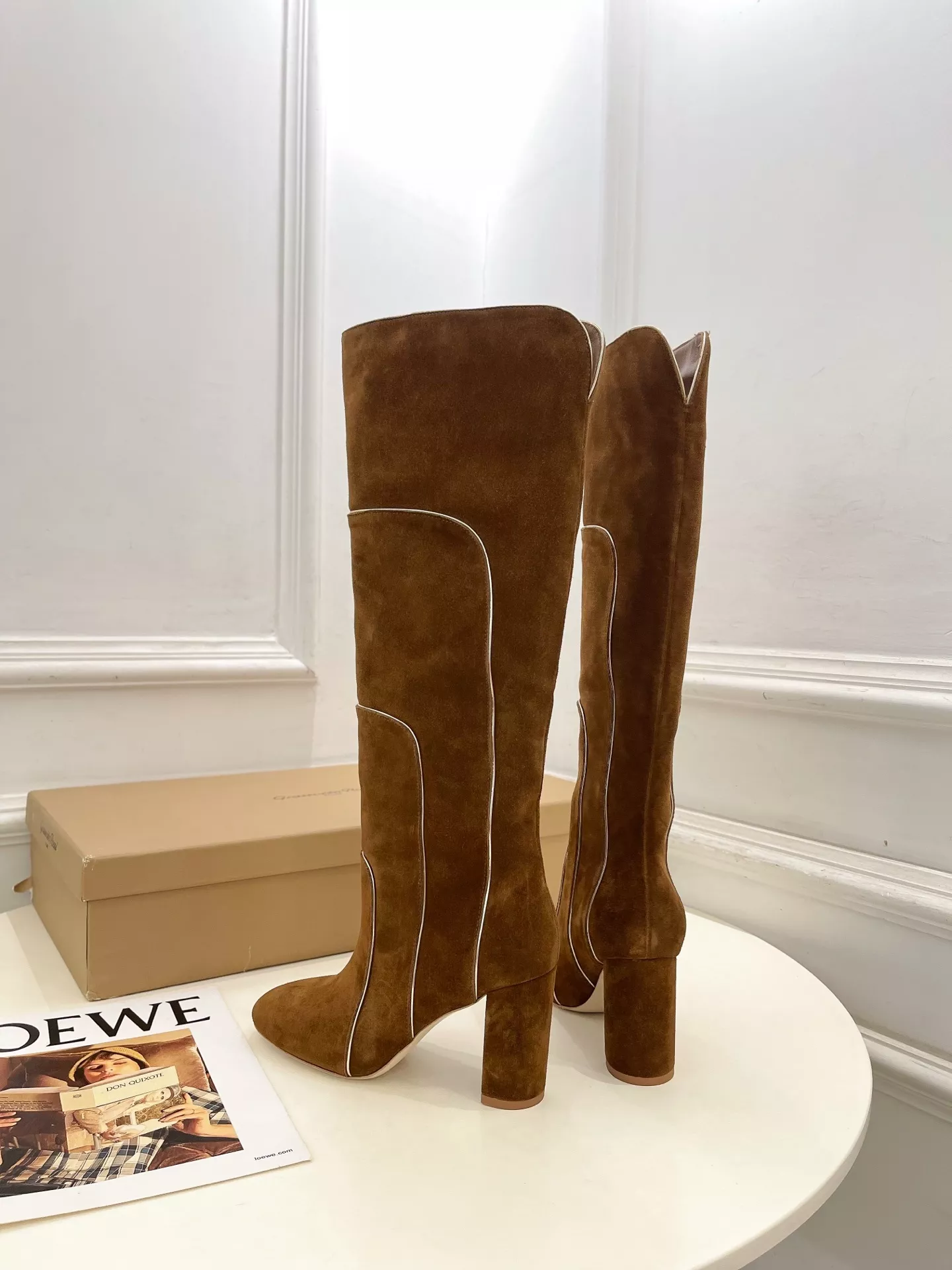 지안비토로시 스웨이드 배색 라운드토 청키힐 미들부츠 상세 이미지 5