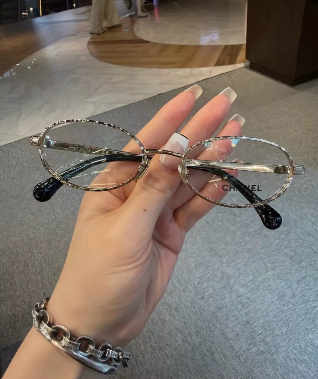 샤넬 빈티지 퀼팅 메탈 오벌 프레임 안경 상세 이미지 10