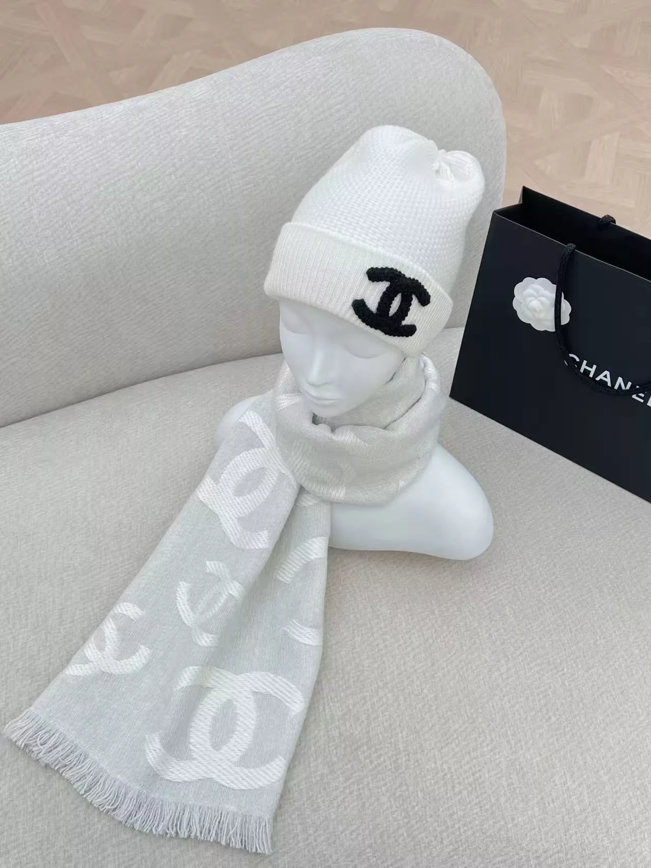 샤넬 더블 C 풀패턴 양면 머플러 상세 이미지 2
