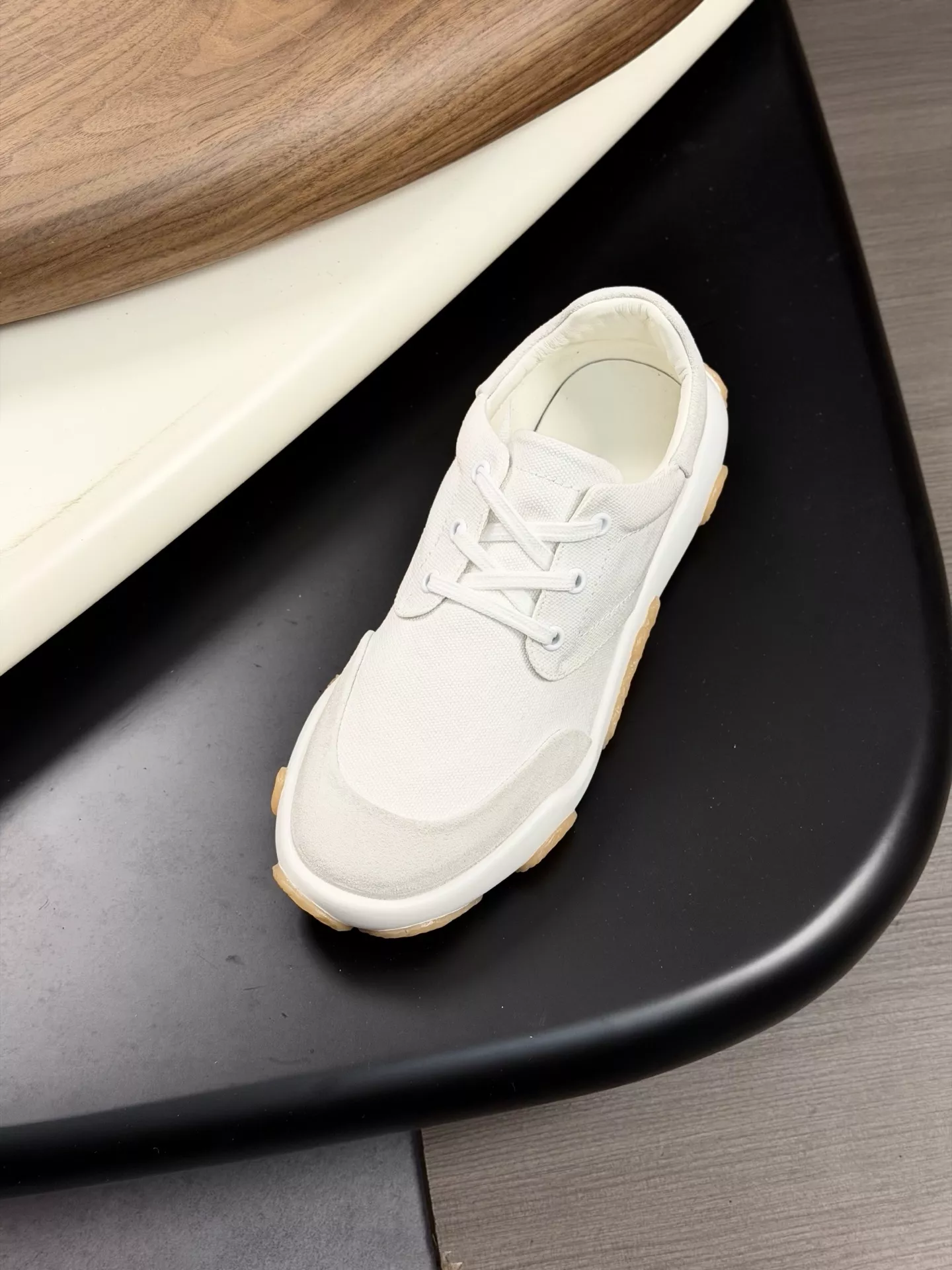 에르메스 반광 스웨이드 카프스킨 캔버스 로우탑 스니커즈 상세 이미지 6