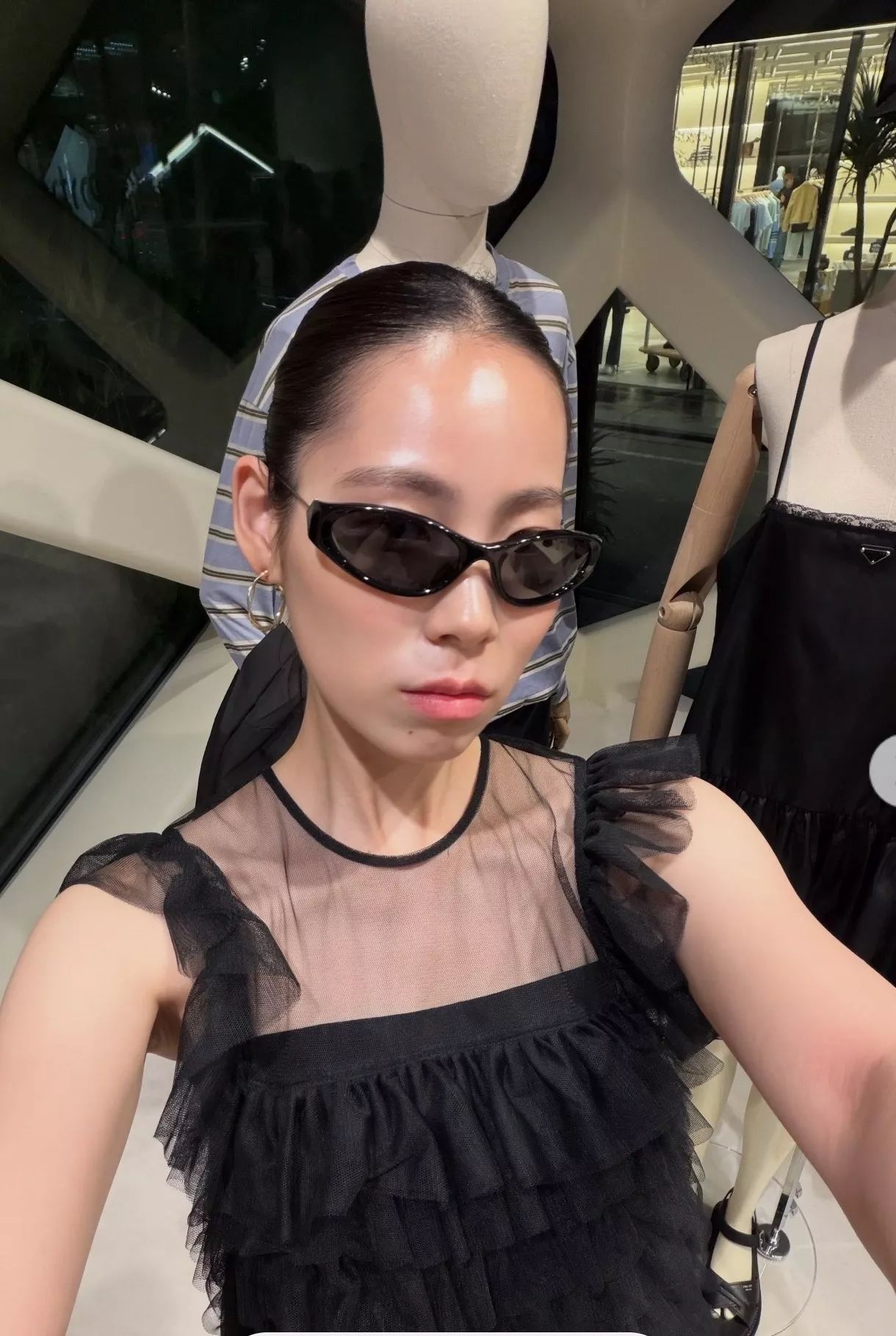 프라다 슬림 아세테이트 타원형 선글라스 상세 이미지 22