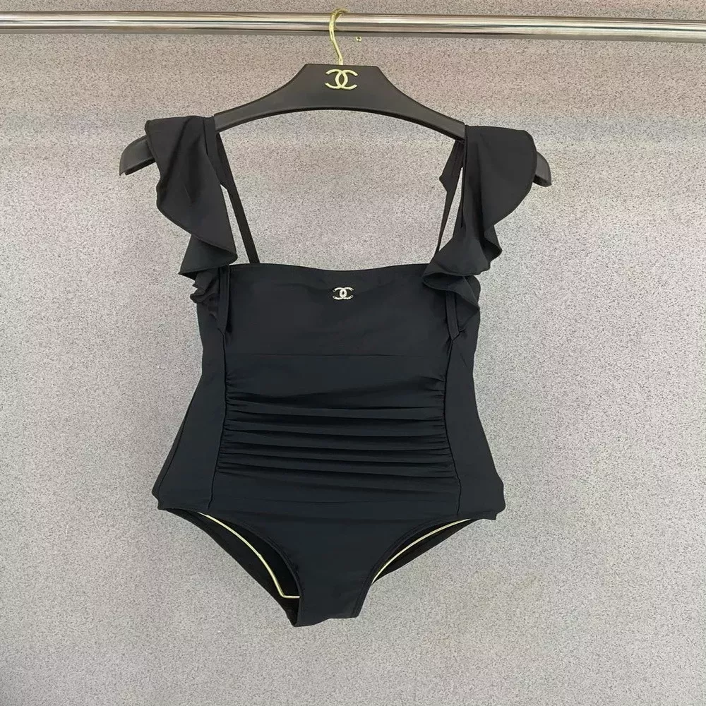 샤넬 프릴 스트랩 셔링 백리스 원피스 수영복