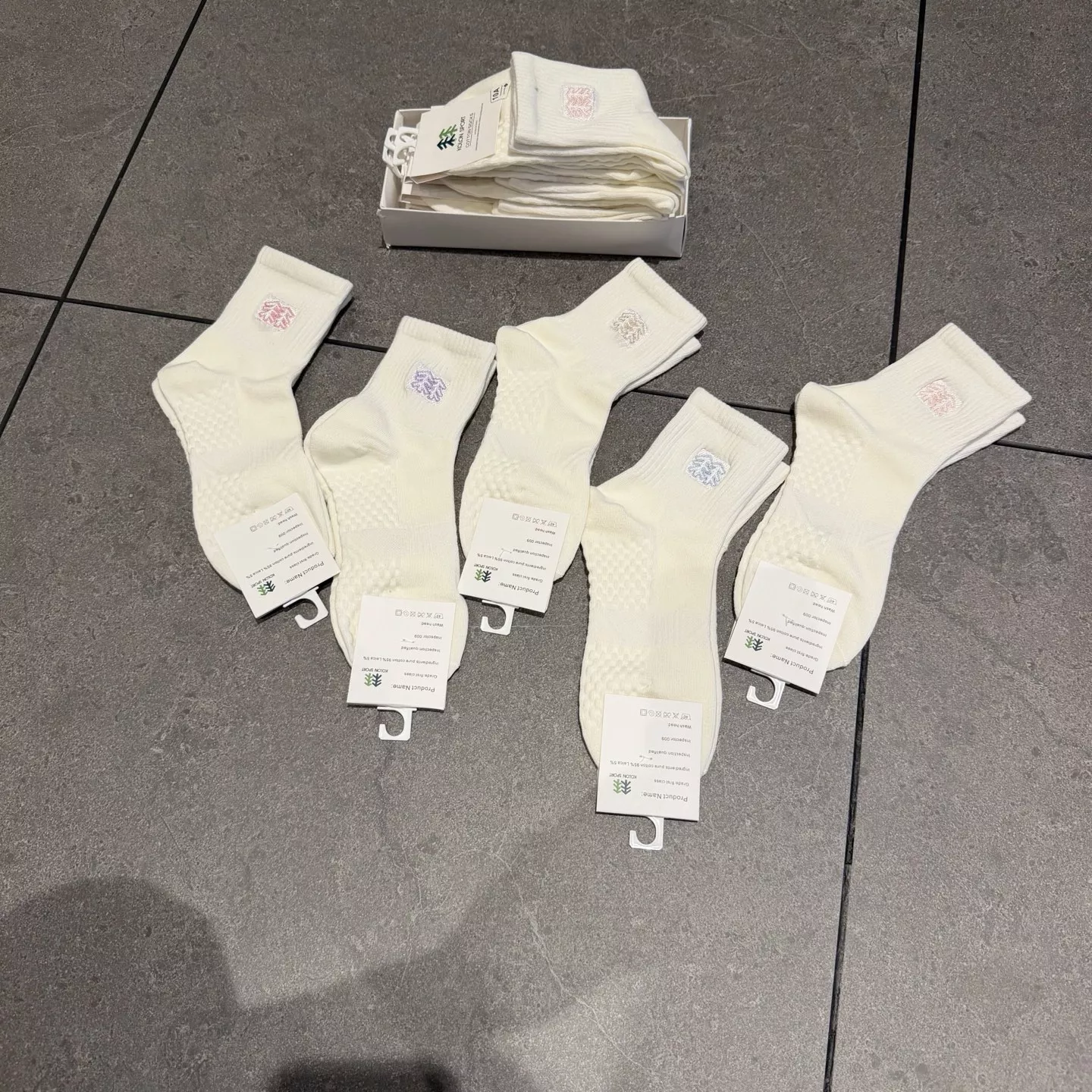 코오롱스포츠 자수 로고 순면 5족 여성 장목 양말 세트 상세 이미지 1