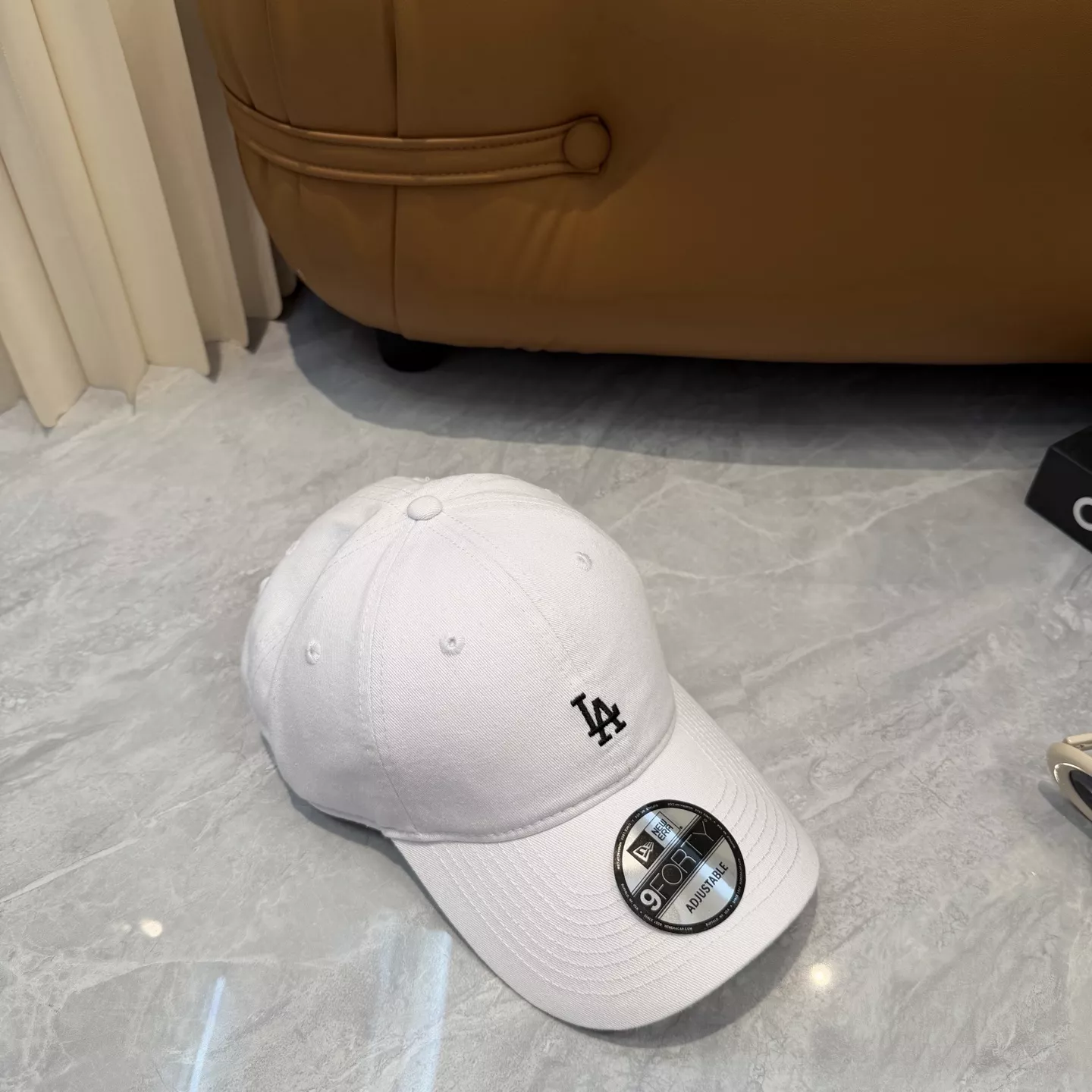 엠엘비 자수 로고 조절식 코튼 볼캡 상세 이미지 7