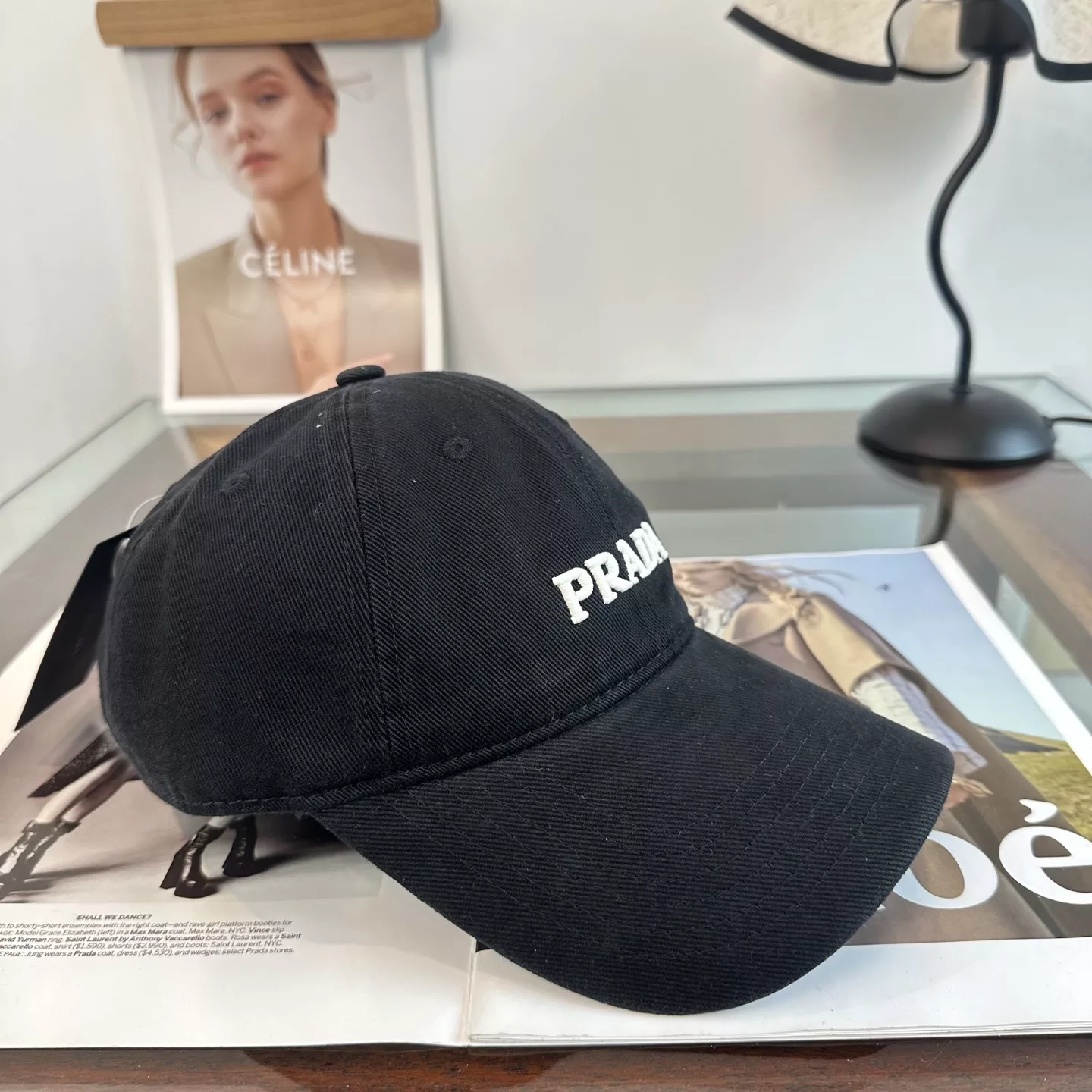 프라다 자수 로고 코듀로이 볼캡 상세 이미지 6