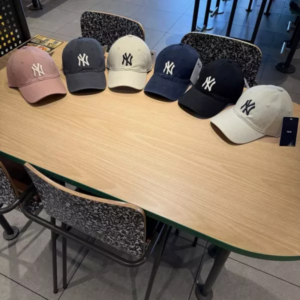 엠엘비 워싱 빈티지 자수 로고 조절형 볼캡
