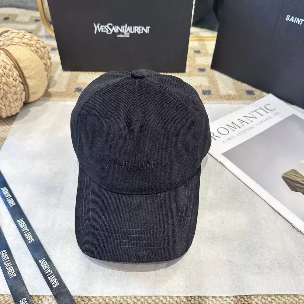 입생로랑 레터 자수 베이직 캐주얼 볼캡