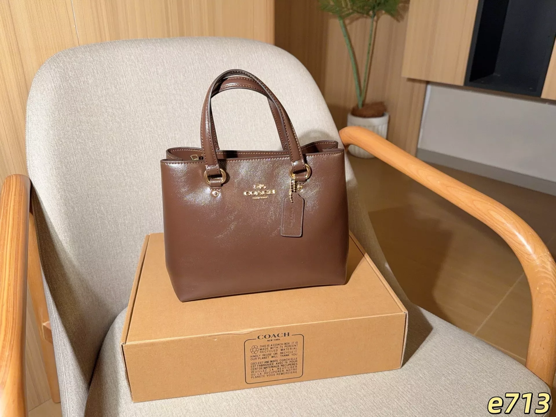 코치 스테이션 캐리올 투웨이 토트백 상세 이미지 10