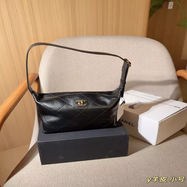 샤넬 26C 램스킨 투웨이 호보백
