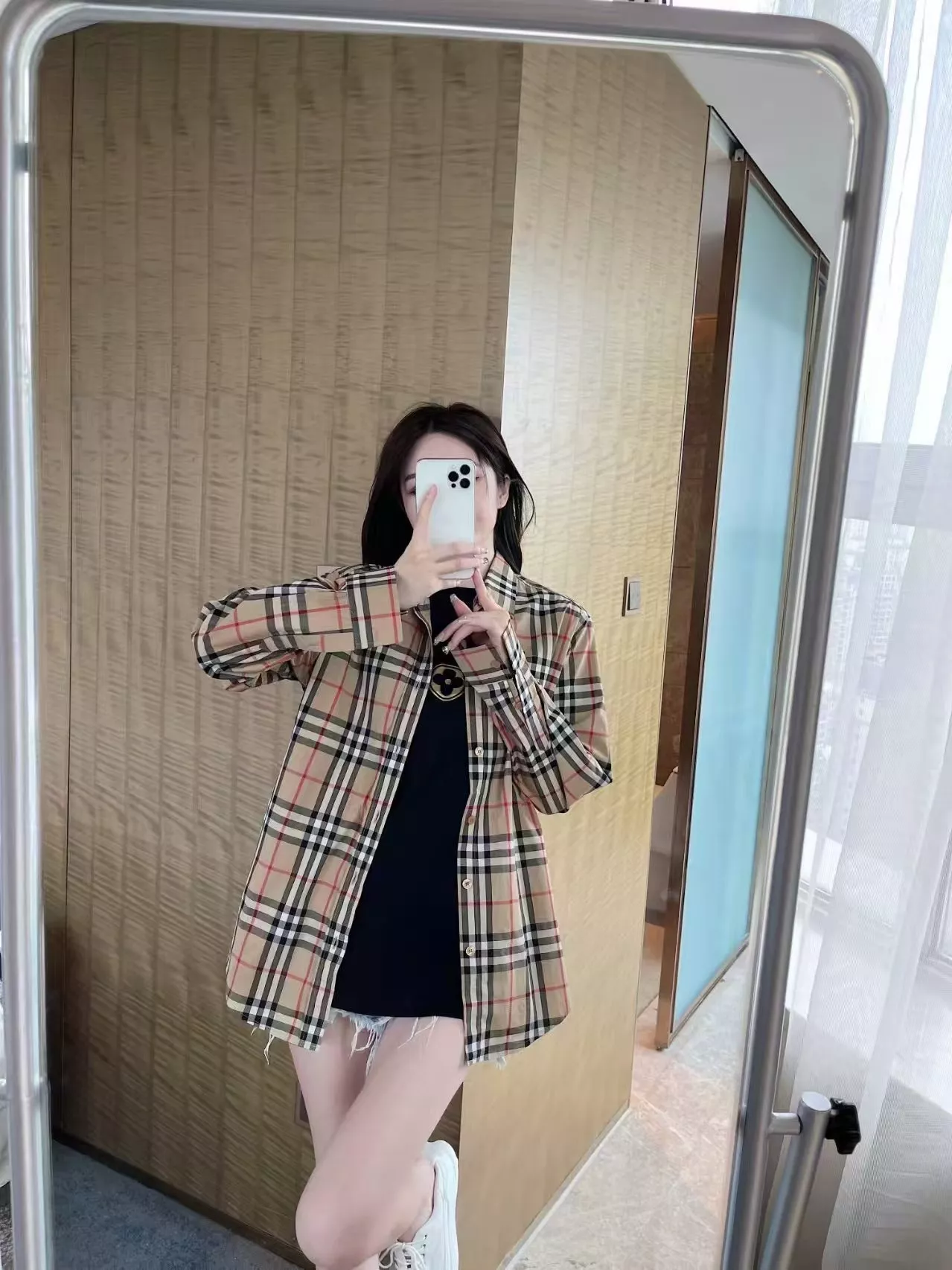 버버리 대형 체크 코튼 트윌 긴소매 셔츠 상세 이미지 20