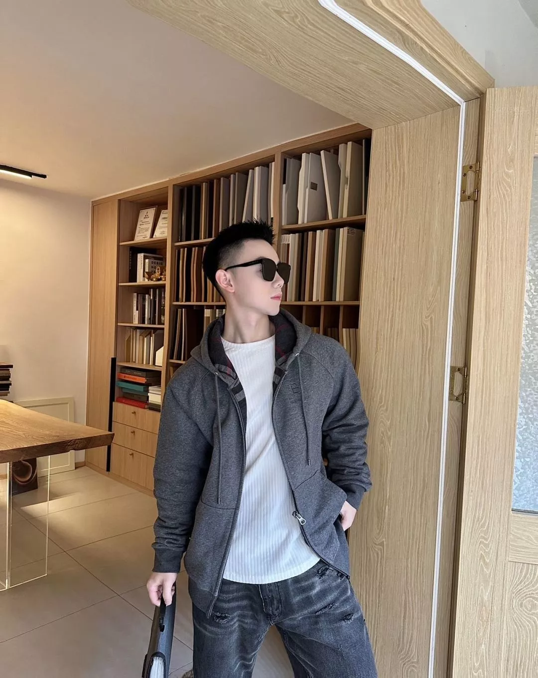 버버리 체크 후드 자수 지퍼 후드 재킷 상세 이미지 17