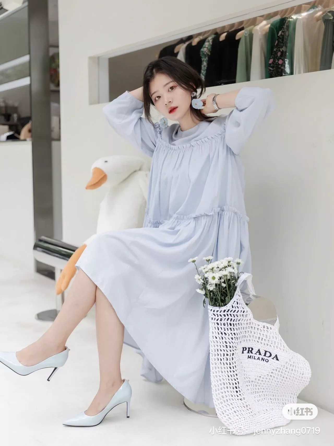 프라다 자수 로고 라피아 해변 토트백 상세 이미지 15