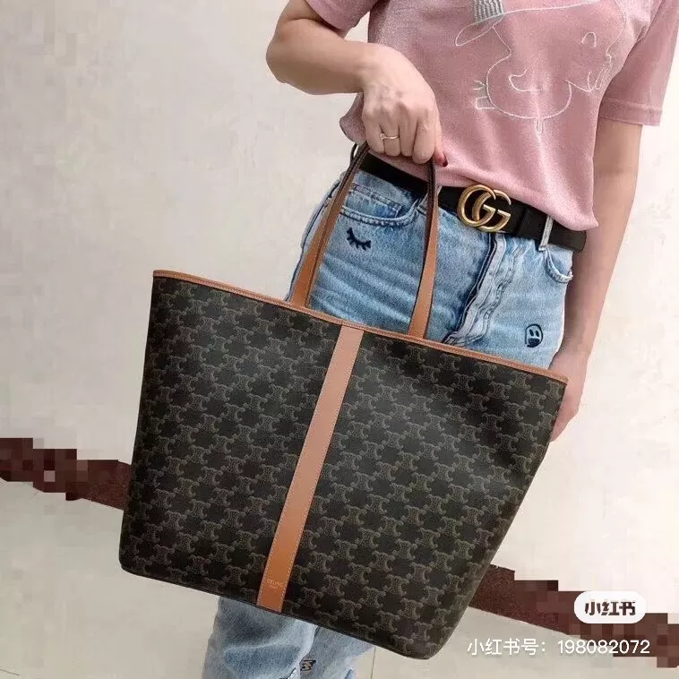 셀린느 트리옹프 패턴 쇼핑 토트백 상세 이미지 19