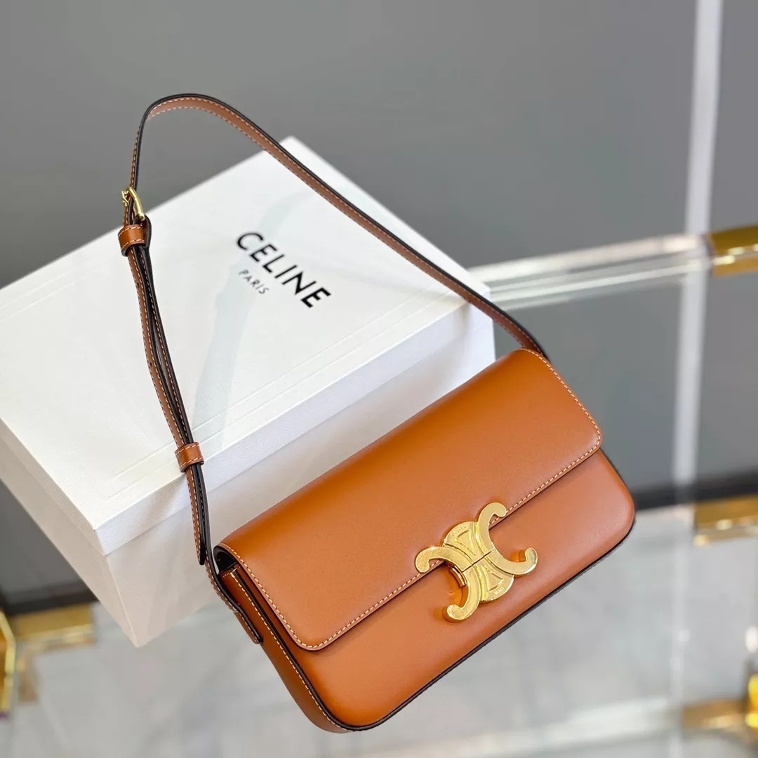 셀린느 클로드 시리즈 소가죽 아크잠 바게트백 상세 이미지 50