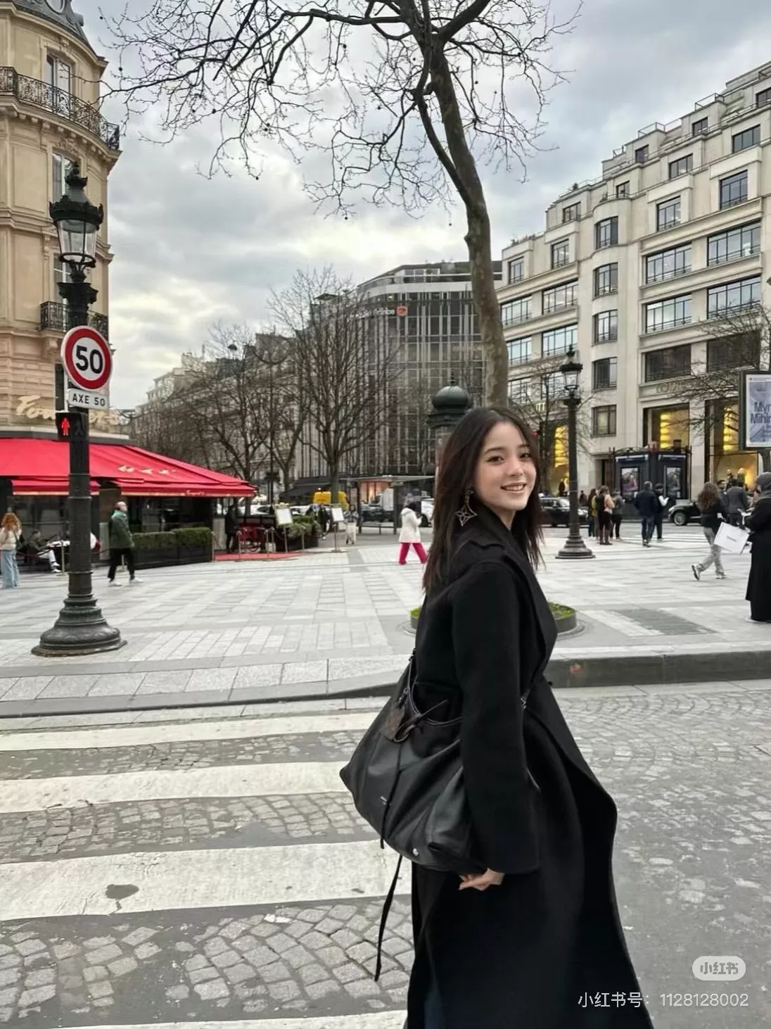 루이비통 블랙 레더 캐리올 숄더백 상세 이미지 11