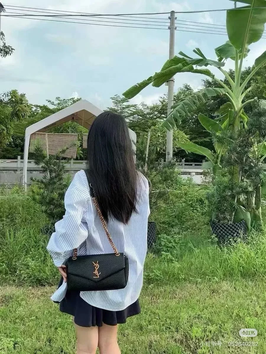 입생로랑 칼립소 엘리펀트 패턴 체인 숄더백 상세 이미지 22