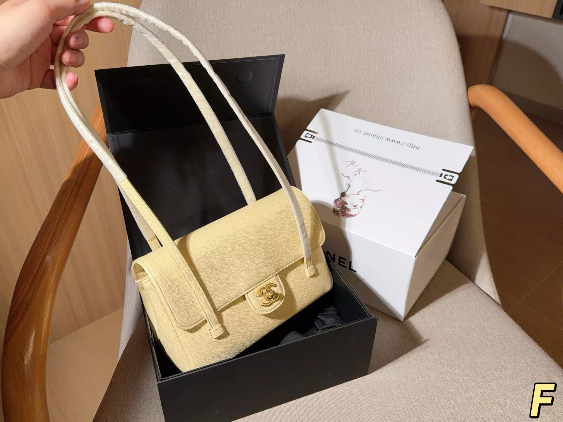 샤넬 제니 플랩 프레피 코코 언더암백 숄더백 상세 이미지 14