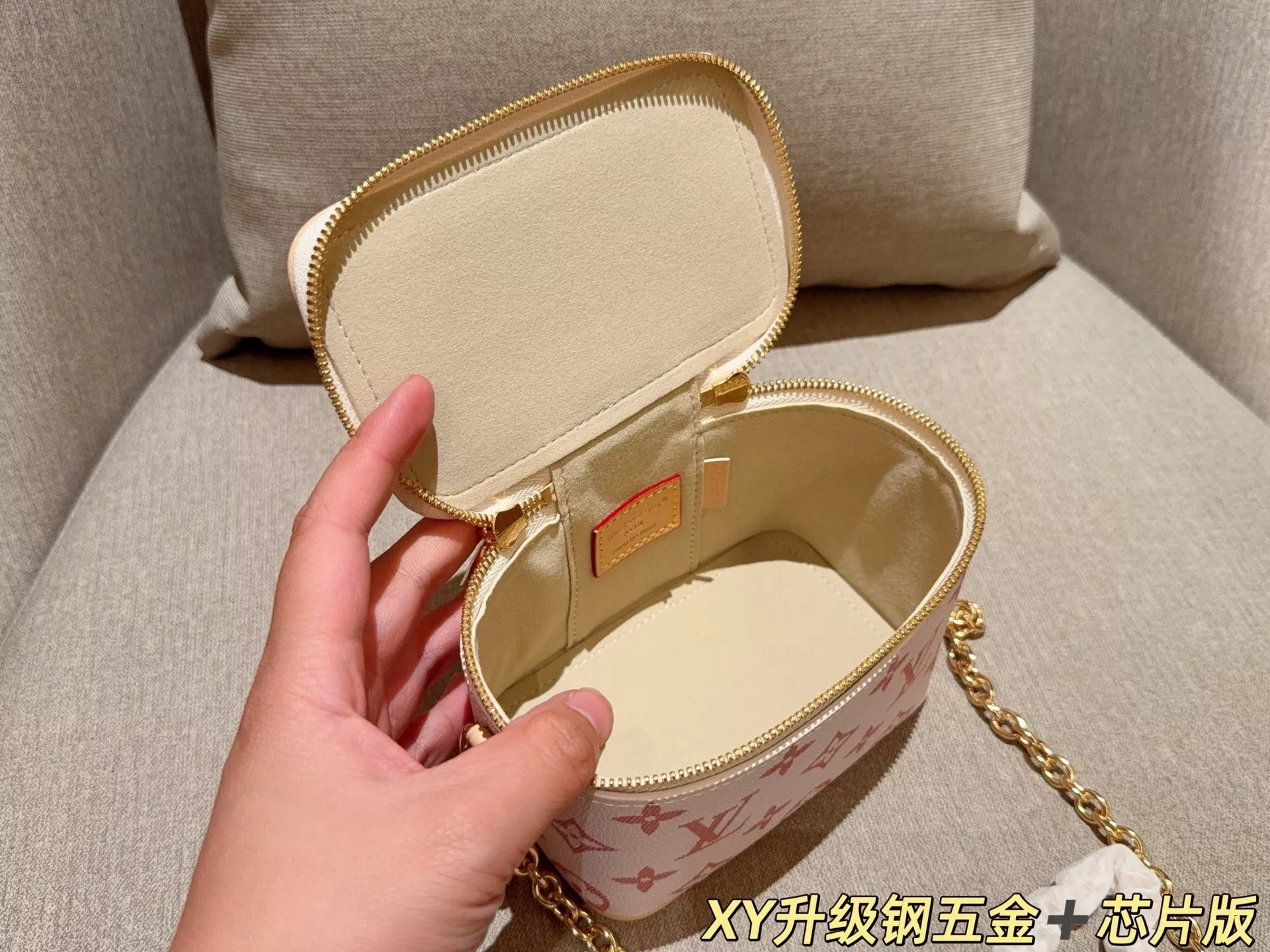 루이비통 모노그램 나이스 나노 미니 화장 파우치 상세 이미지 18
