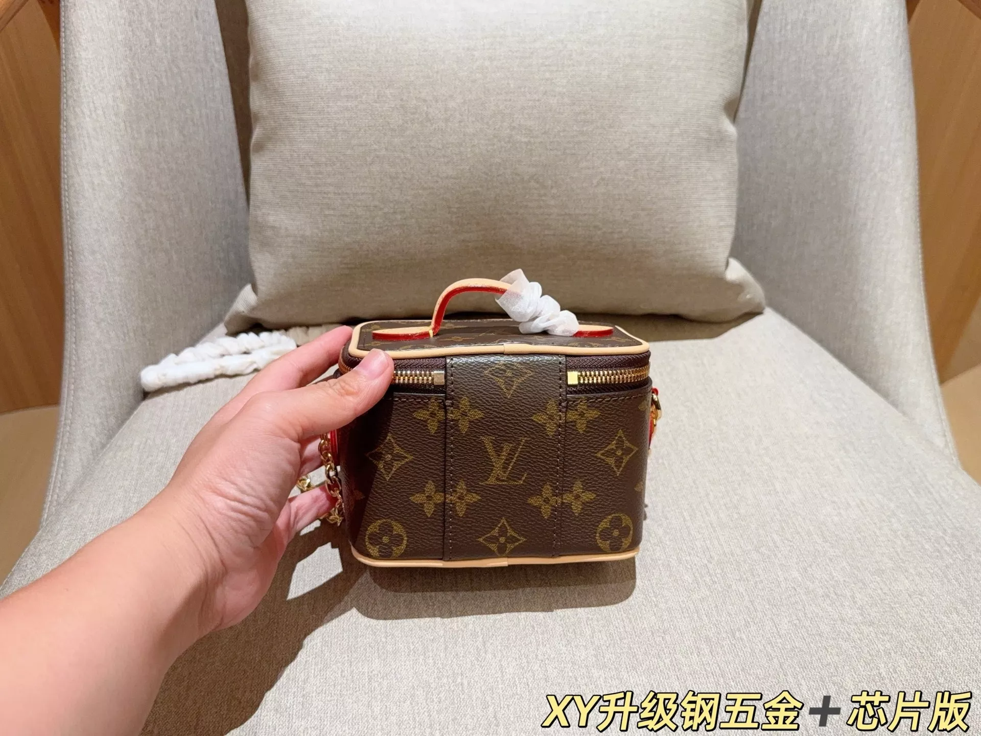 루이비통 모노그램 나이스 나노 미니 화장 파우치 상세 이미지 4