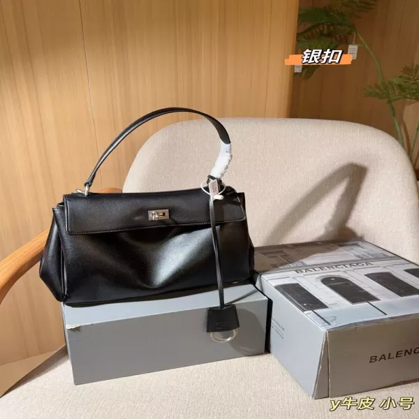 발렌시아가 로데오 소가죽 탑핸들 토트백
