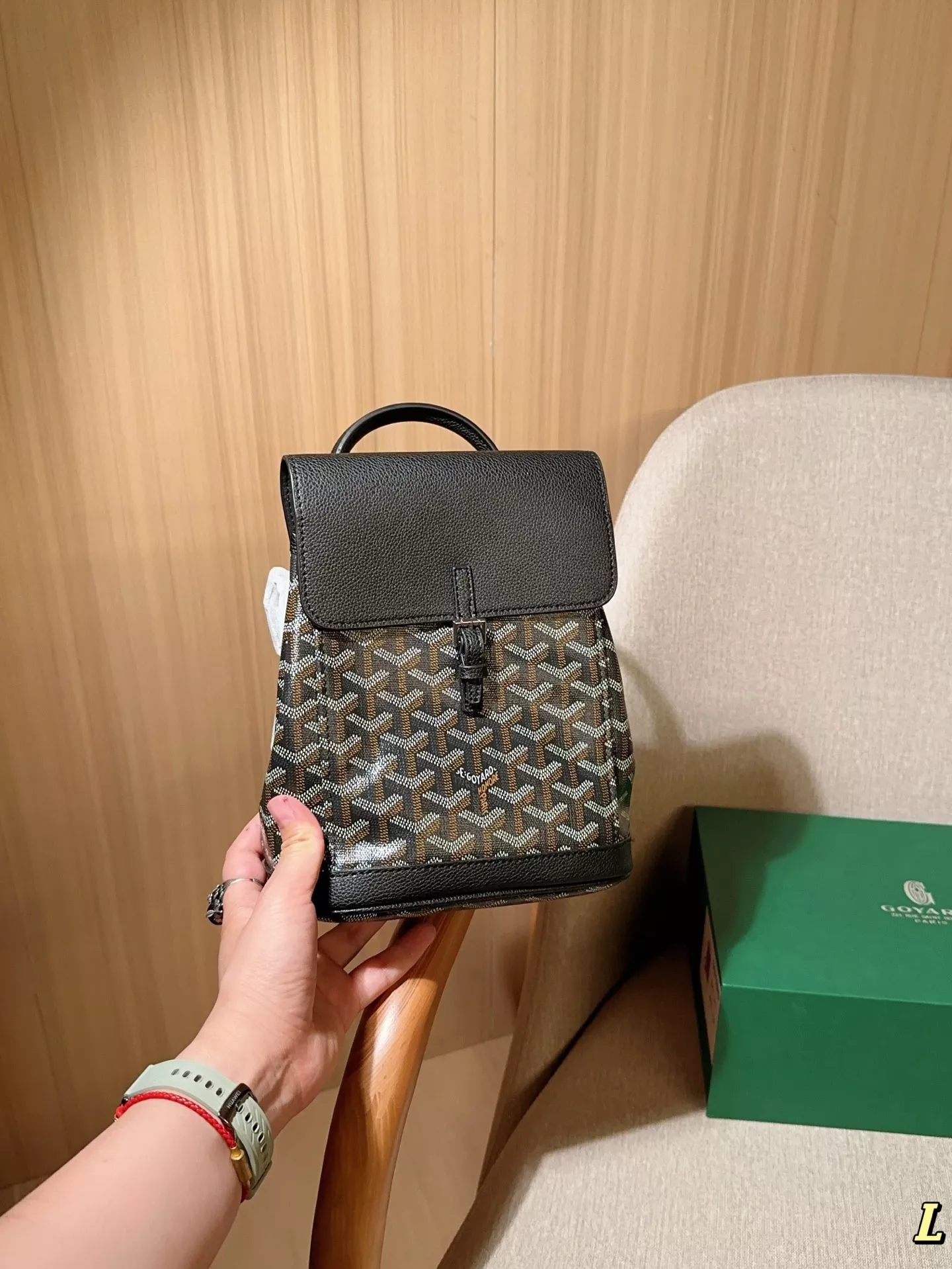 고야드 미니 알핀 플랩 백팩 상세 이미지 27