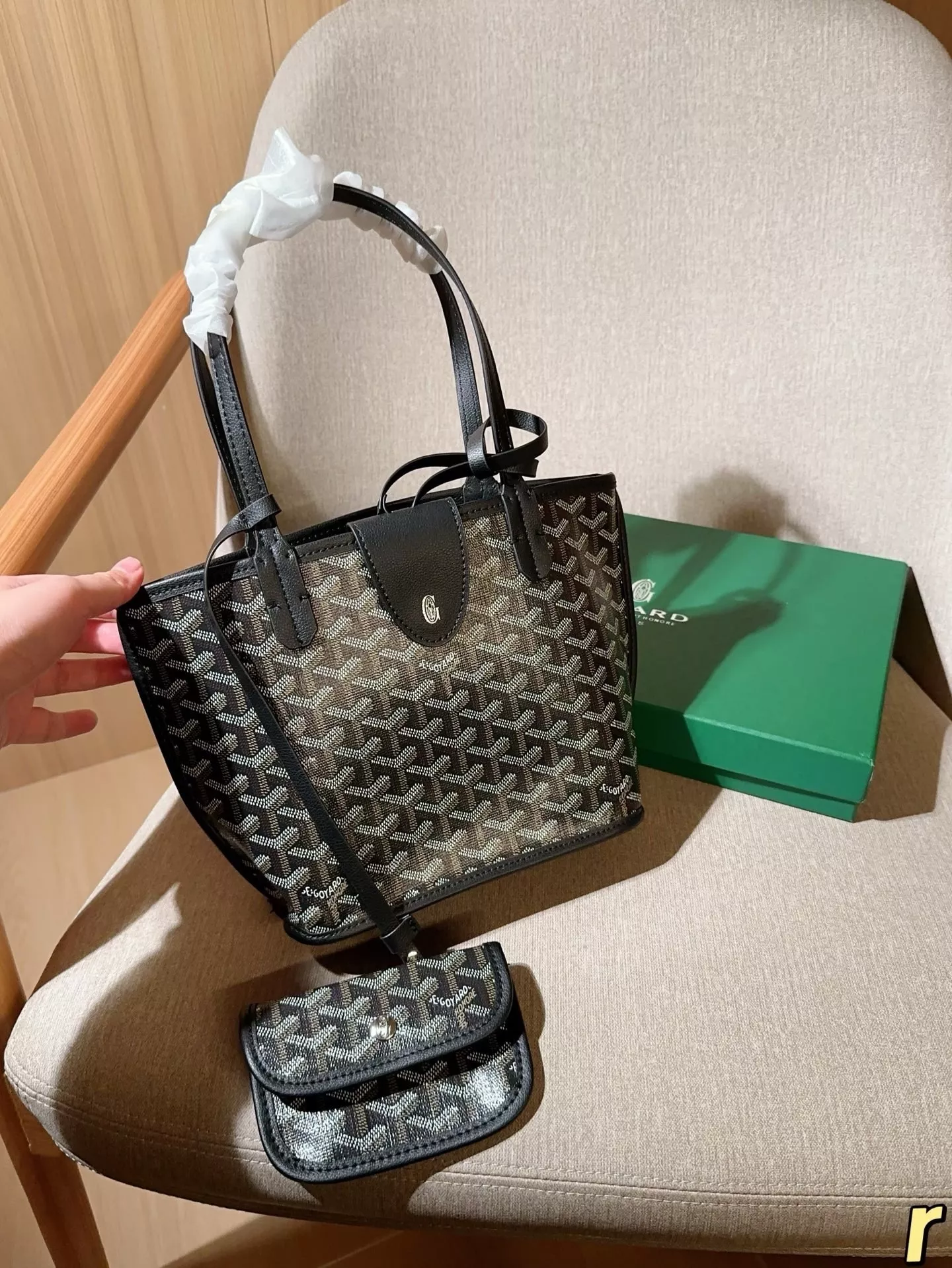 고야드 미니 앙주 패턴 토트백 상세 이미지 3