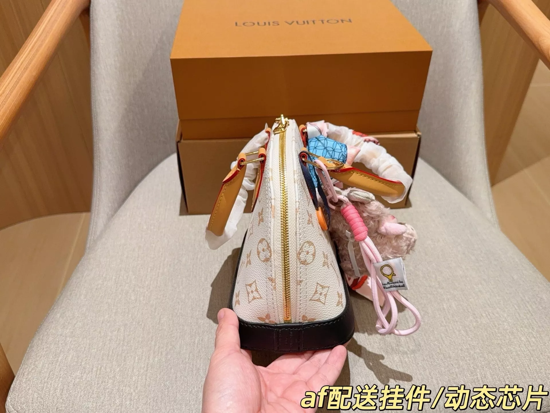 루이비통 24SS 사구 패턴 쉘 토트백 상세 이미지 5