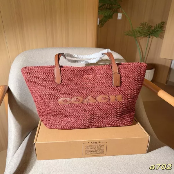 코치 라탄 스타일 대용량 비치 토트백