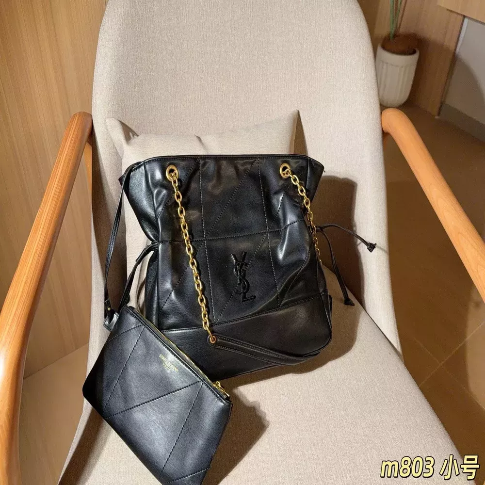 입생로랑 제니 복주머니 쇼퍼 스타일 버킷백