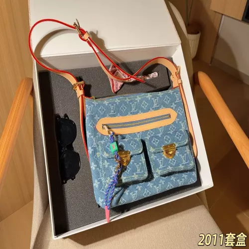 루이비통 데님 모노그램 배기 숄더백