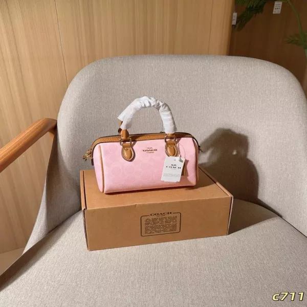 코치 미니 로완 필로우 보스턴백
