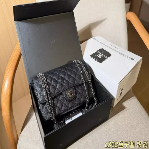 샤넬 클래식 캐비어 퀼팅 체인 플랩 숄더백