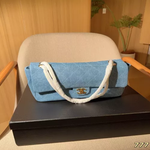 샤넬 데님 플랩 체인 맥시 숄더백