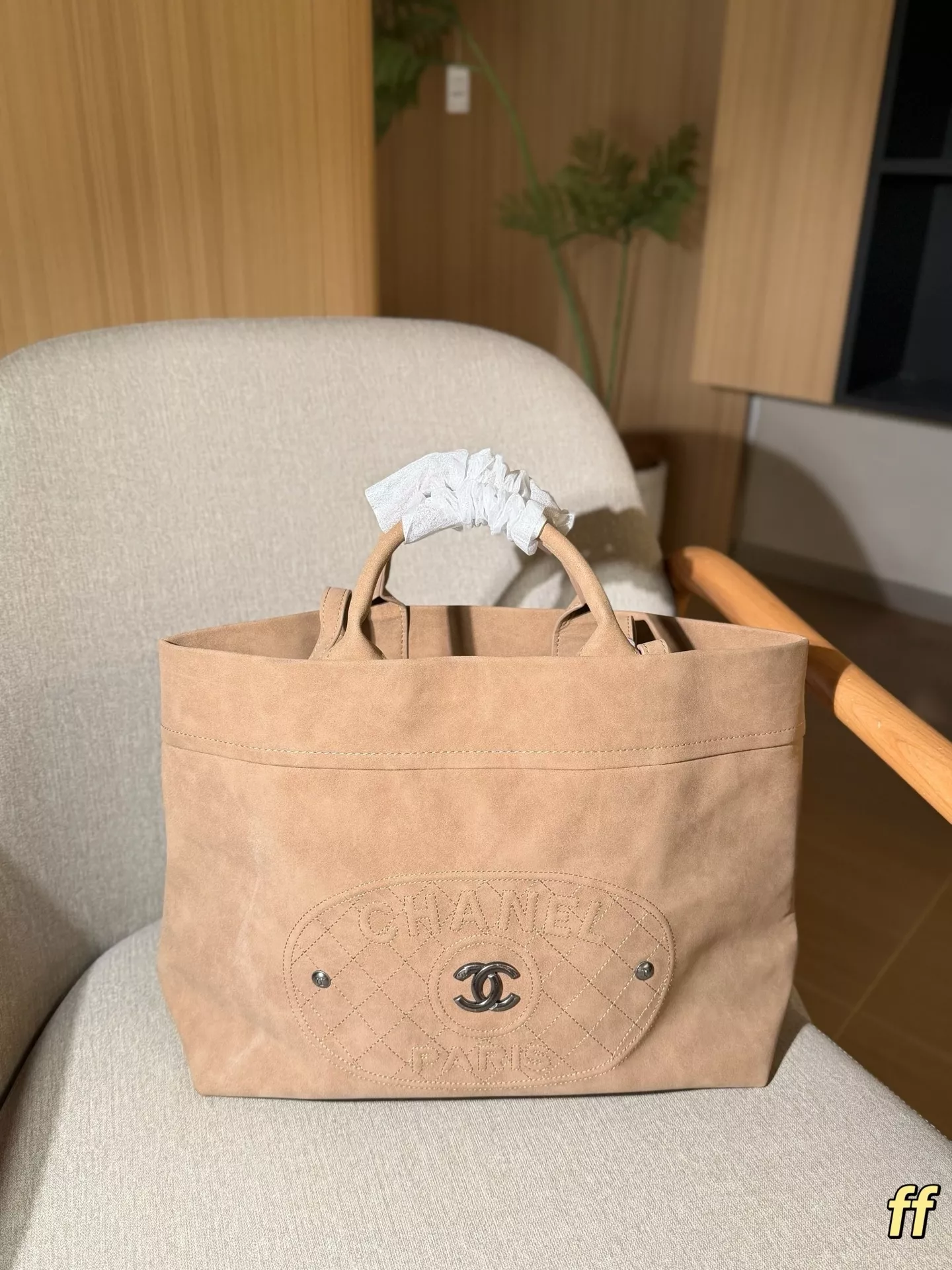 샤넬 빈티지 무광 로고 포켓 쇼퍼백 상세 이미지 19