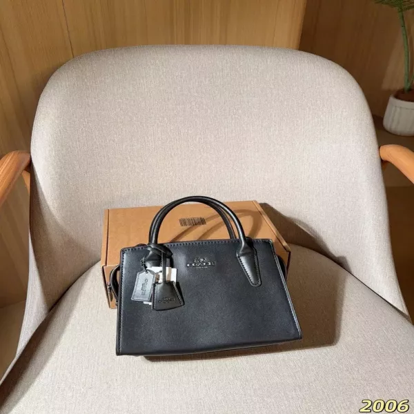 코치 안드레아 캐리올 탑핸들 스트랩 토트백