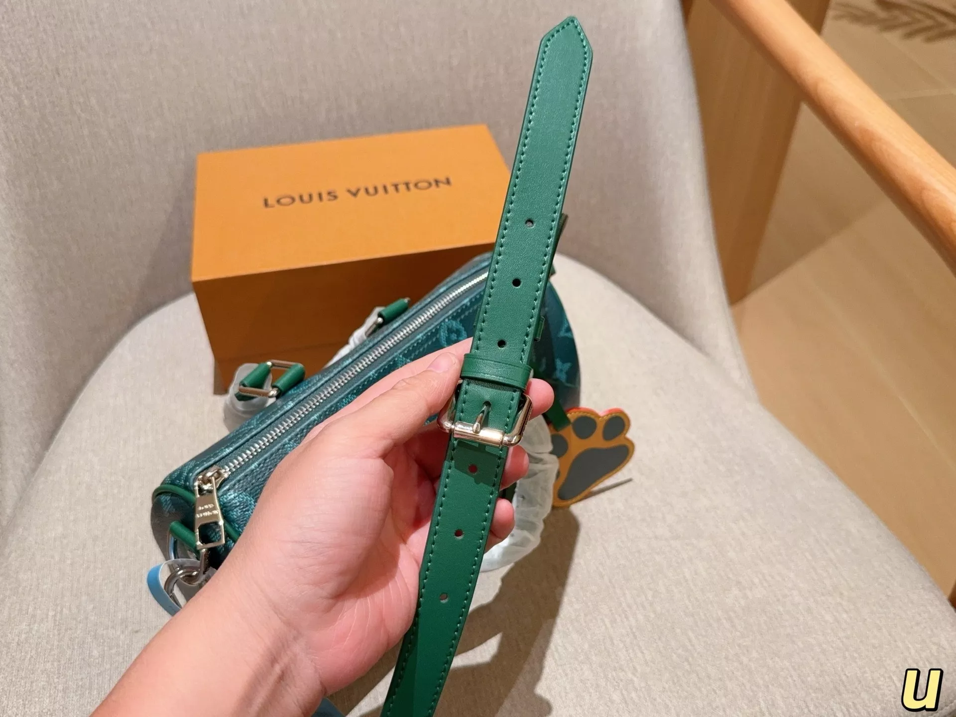 루이비통 키폴 25 모노그램 손잡이 스트랩 보스턴백 상세 이미지 8